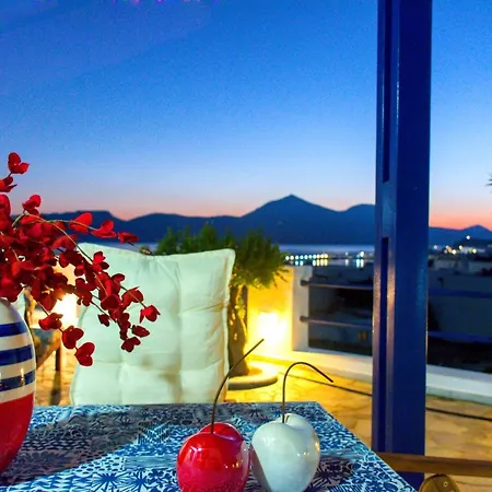 Nyaraló Aegea Milos Adámasz