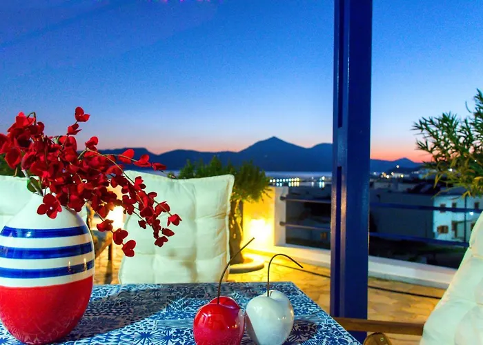 Nyaraló Aegea Milos Adámasz