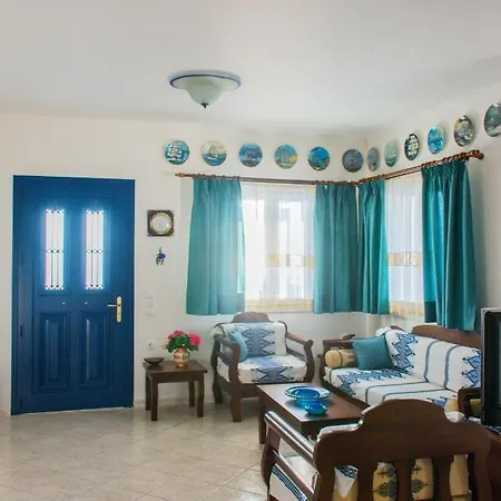 Aegea Milos * Adamantas (Milos)